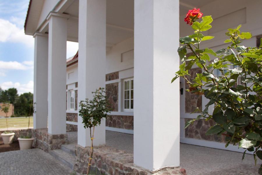 Kuznia Palacowa Korczew Exterior foto